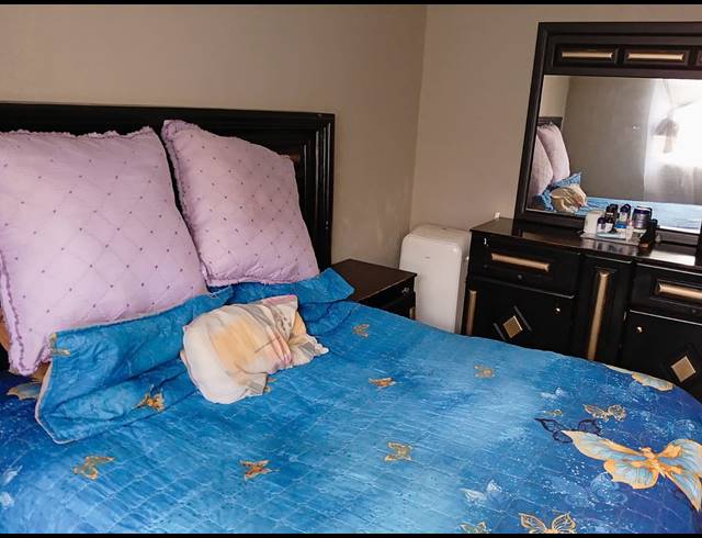 3 BEDROOM FREEHOLD FOR SALE IN ILITHA PARK